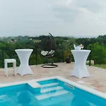 La Vie Est Belle Banja Luka